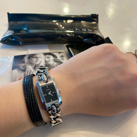 Guess Watch - Picture 2 of 4